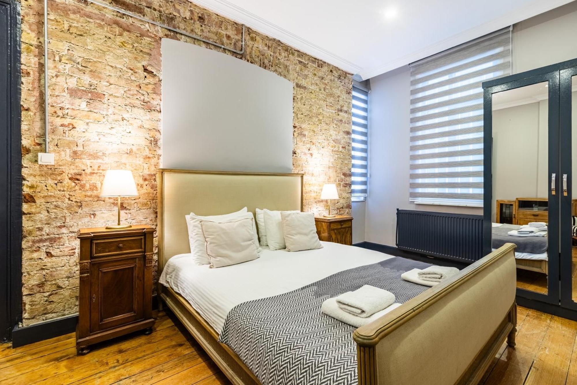 Ganbaru Tours - Flats In Galata Apartment Istanbul Exterior photo