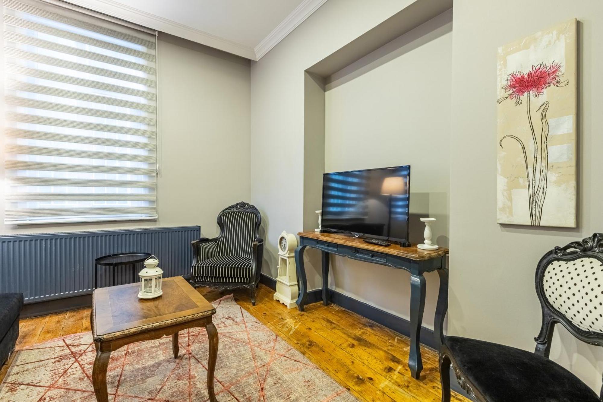 Ganbaru Tours - Flats In Galata Apartment Istanbul Exterior photo